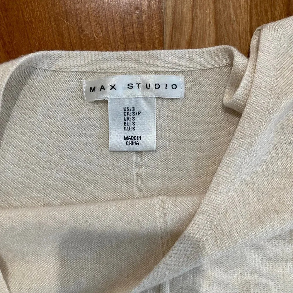 Max Studio Soft Long-Sleeve Sweater Size Small